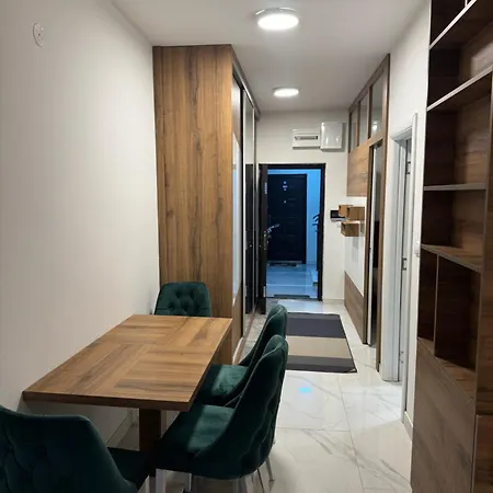 Apartment Vema 5 *